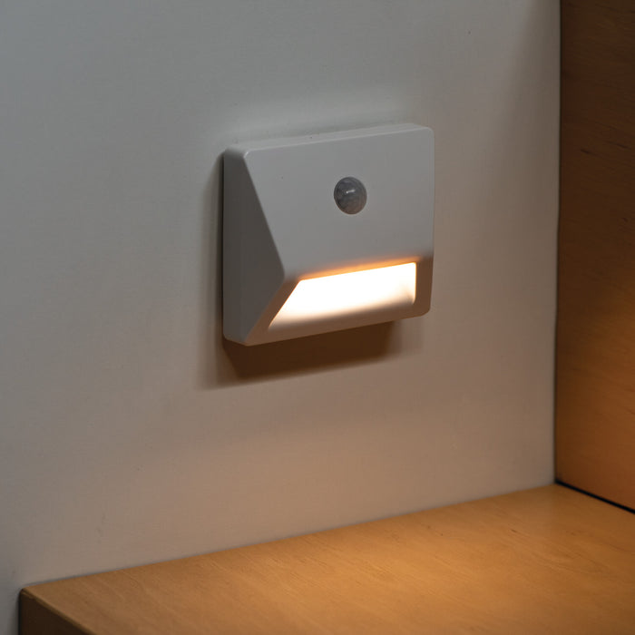 Kanlux IRS 3XAAA IP44 Wall Light, LED, Battery Powered